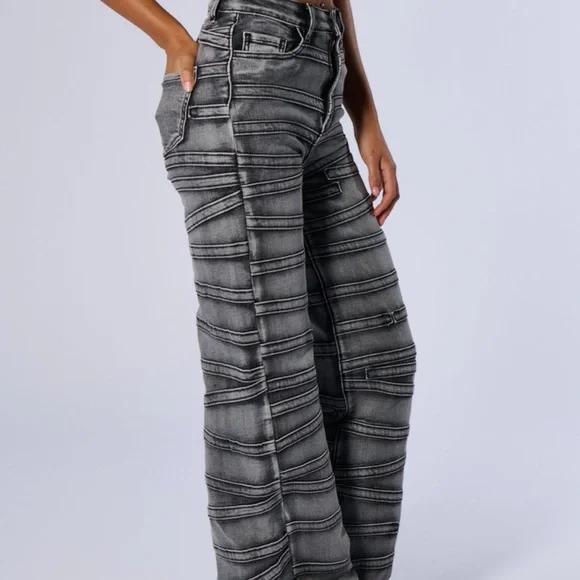 AKIRA NWT Women's Gray Jeans - Picture 4 of 9